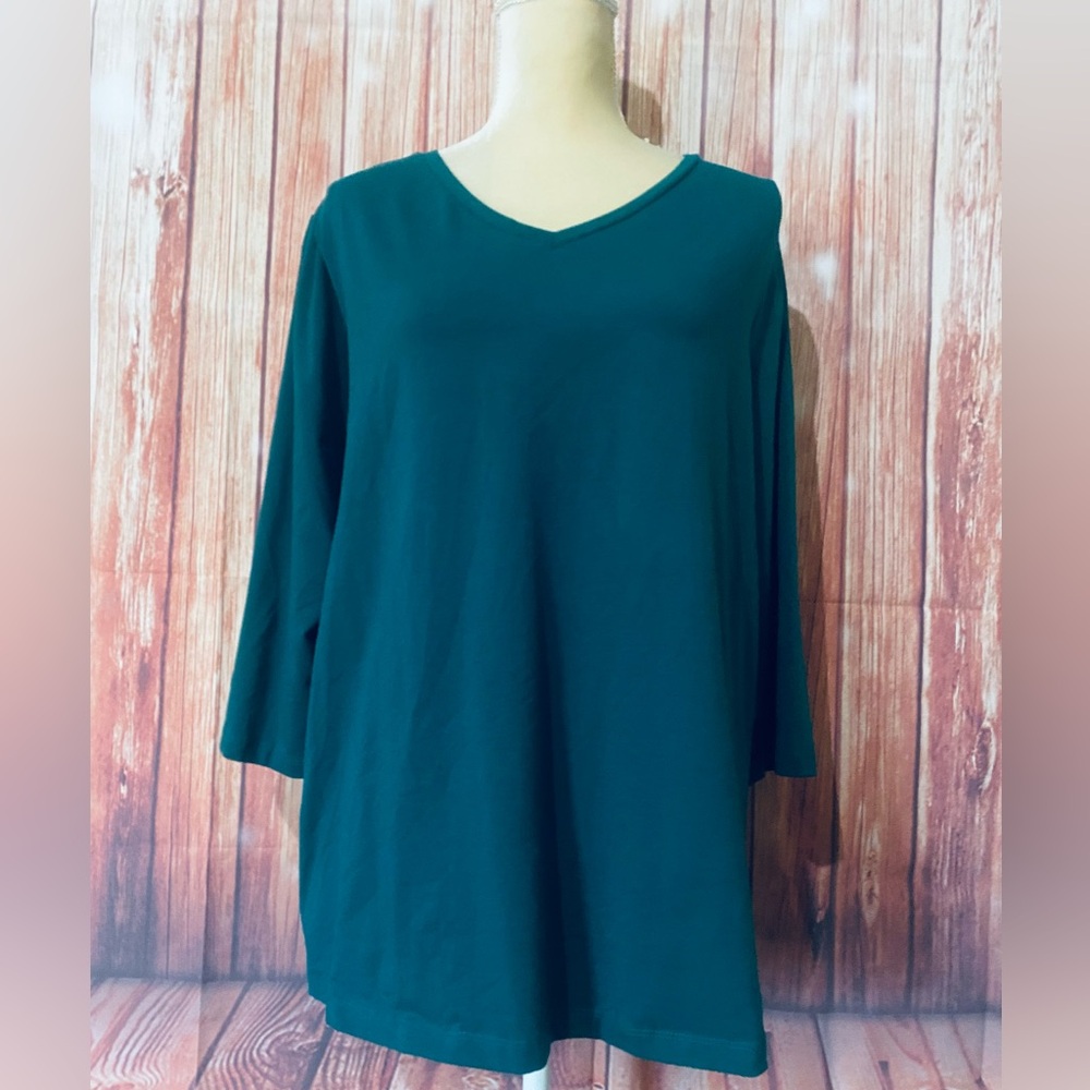 Women’s 1X Blouse D&Co. Green 3/4 Sleeves V Neck Cotton Spandex Soft